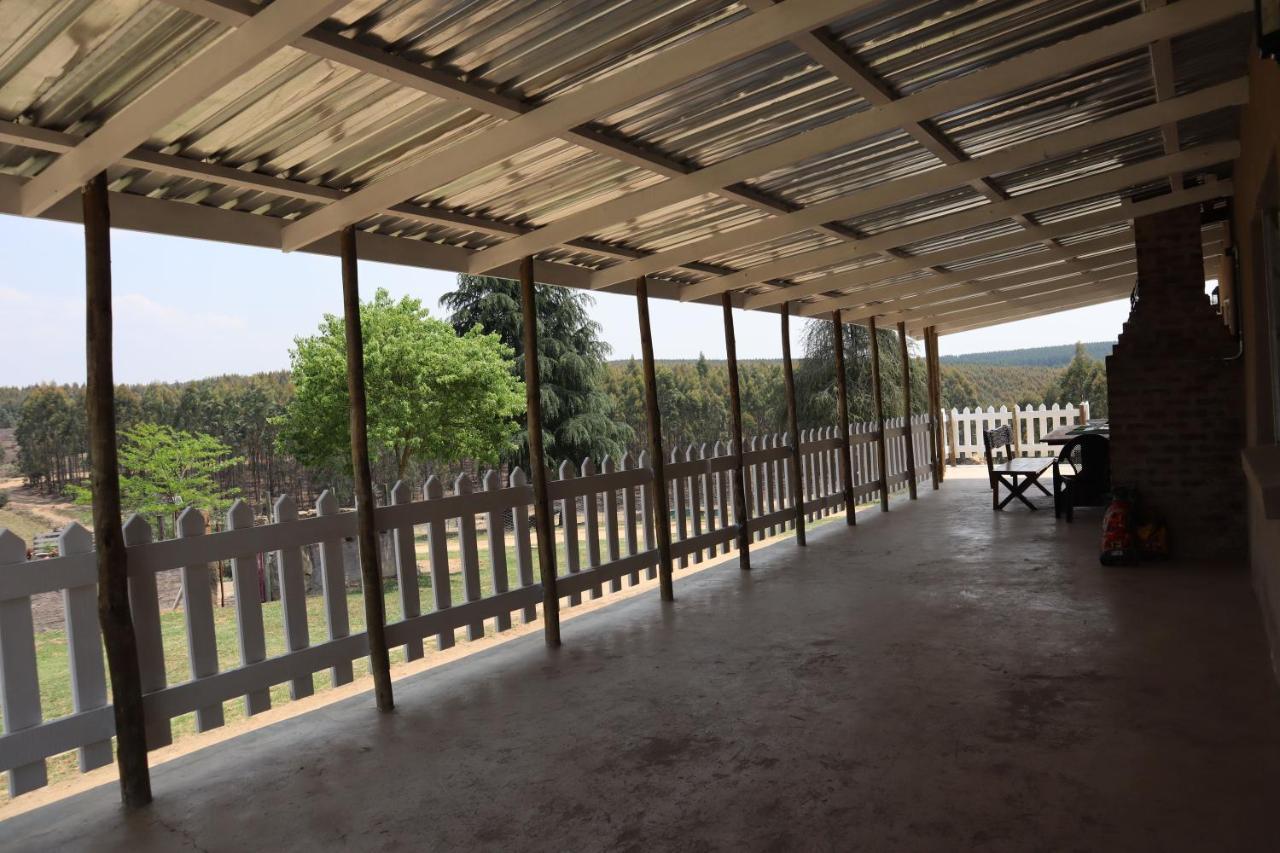 Rocks & Roses Farm Stay Lochiel Exterior photo
